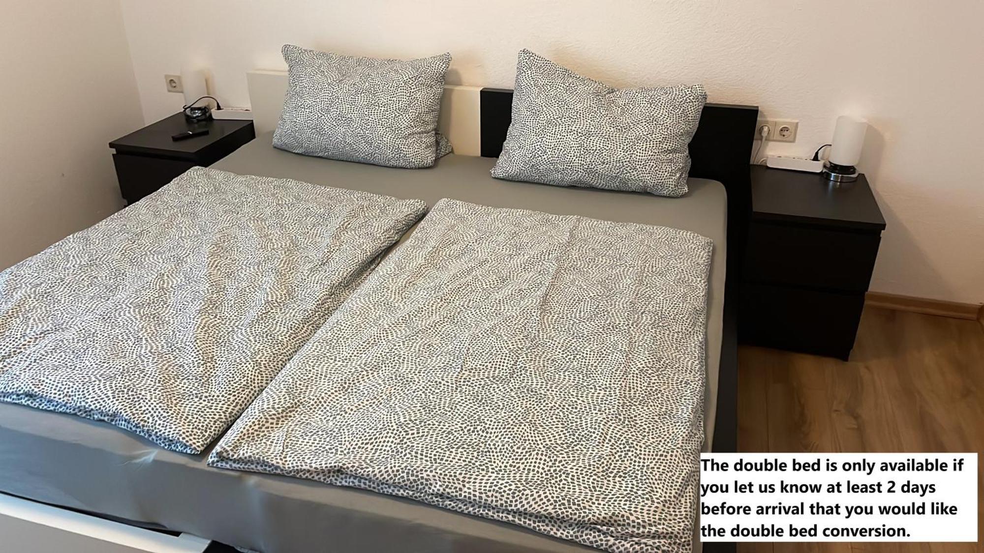 Ferienwohnung Mit 2 Zimmer, Kueche, Bad, In Sarrebruck Exterior foto